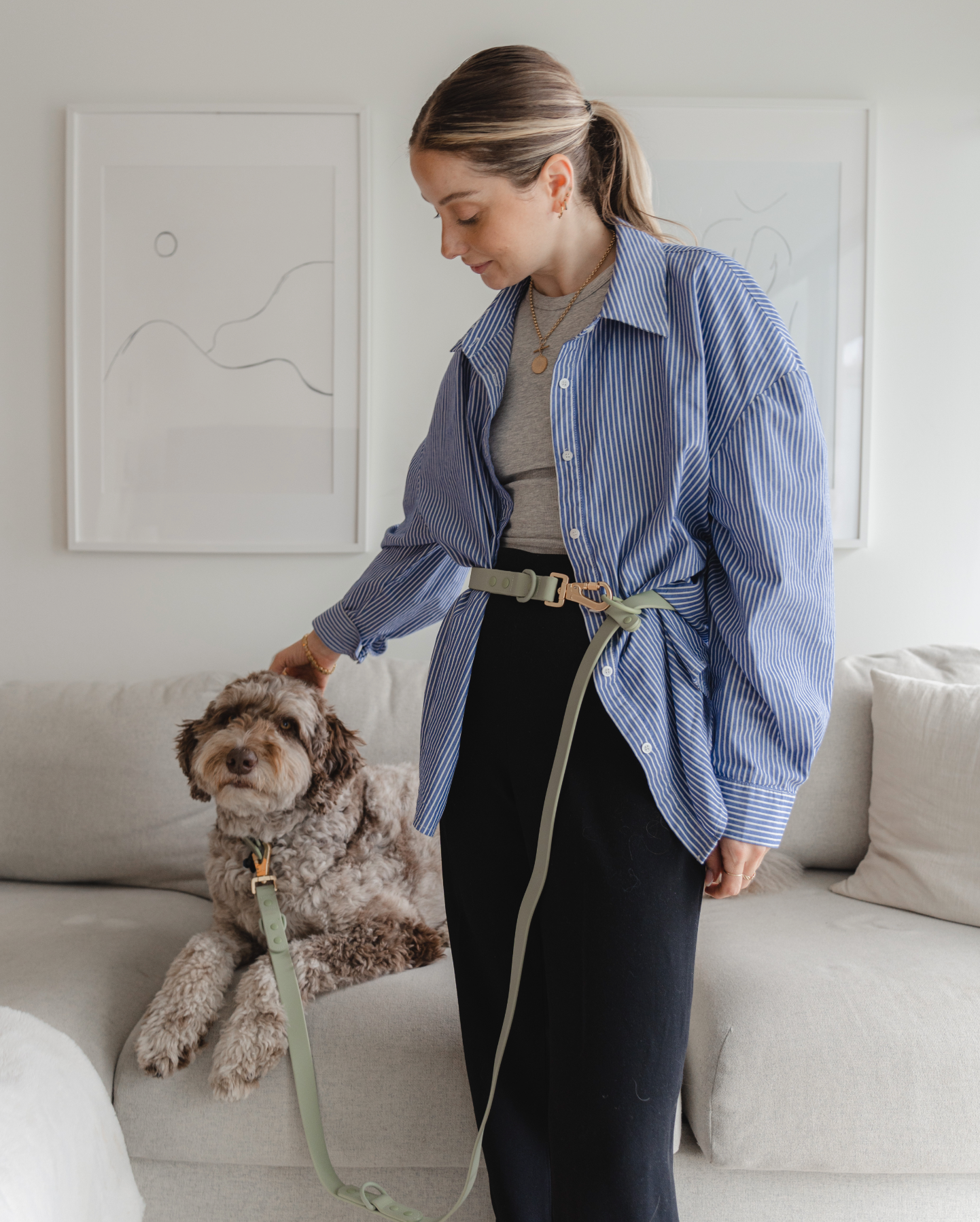 Hands Free Leash in Sage Green: 8 FT