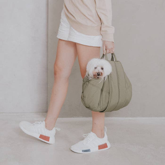 OLLA | PETITE PET CARRYCOT//DOG CARRIER: Camel