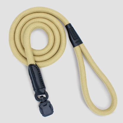 MAGNETIC QUICK CLIP ROPE LEASH: Blue / Medium/Large